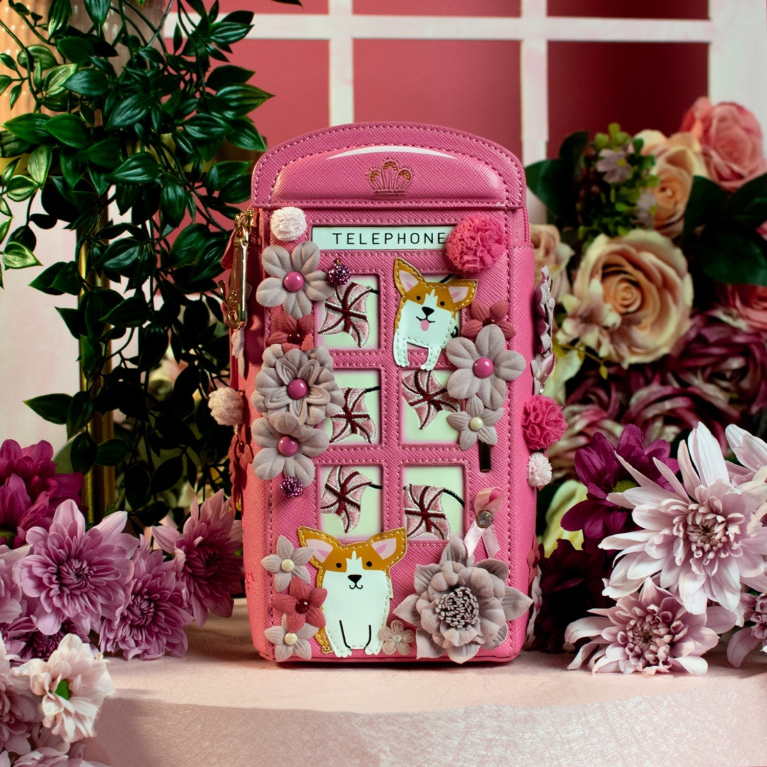 Bolso Telephone Box Vendula London Cats & Corgis Floral - Pink Ribbon Foundation - KimondoShop